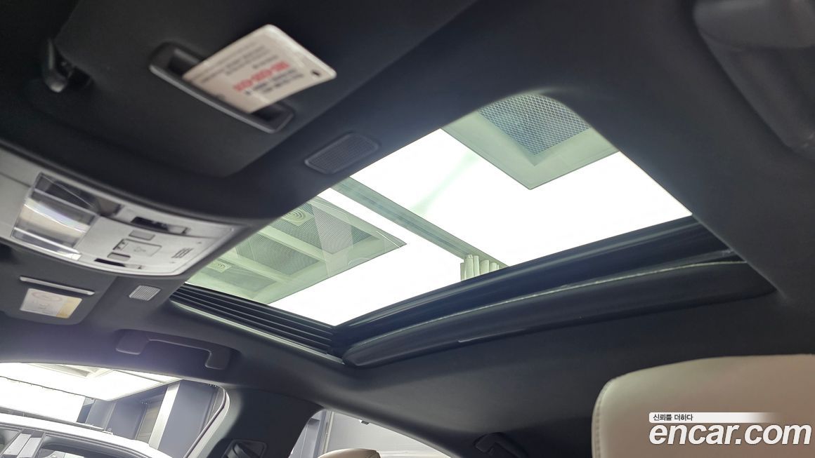 Lexus ES 2025