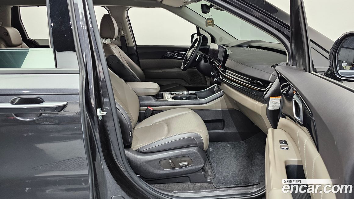 Kia Canival 2025