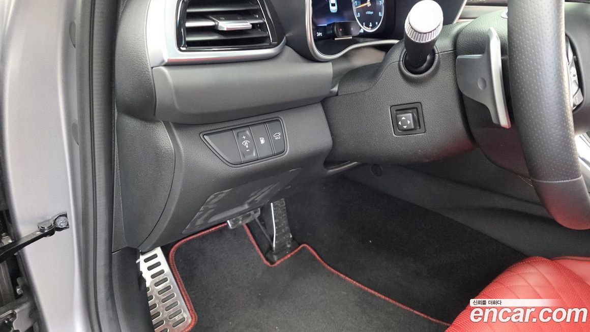 Genesis G70 2025