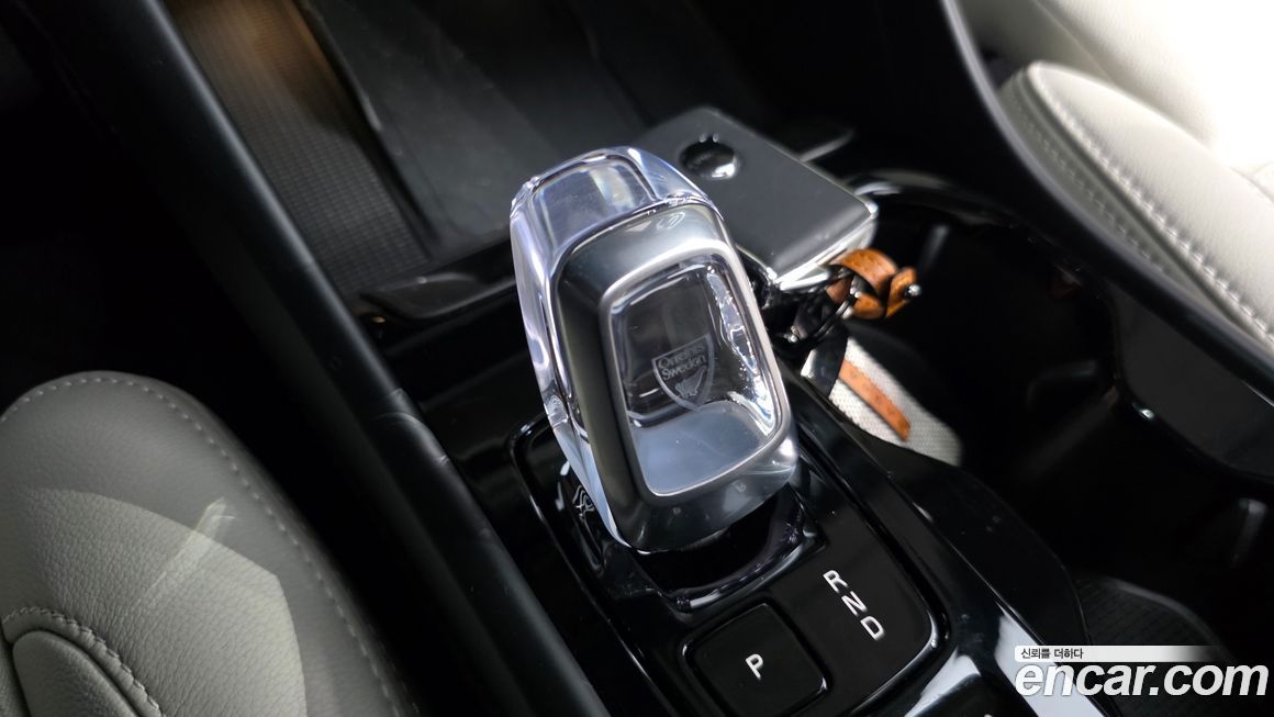 Volvo XC40 2026