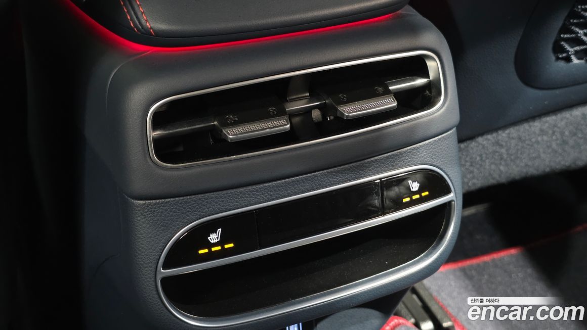 Genesis GV70 2023