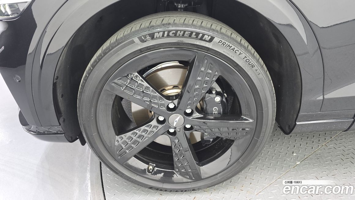 Genesis GV70 2023