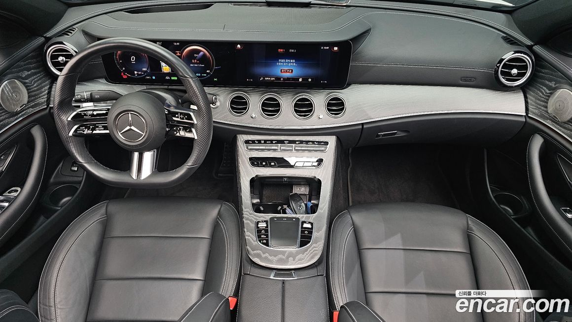 Mercedes-Benz E-Class 2021