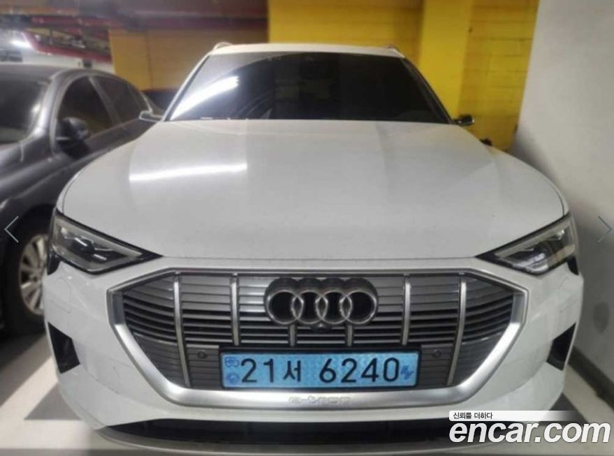 Audi e-tron 2022