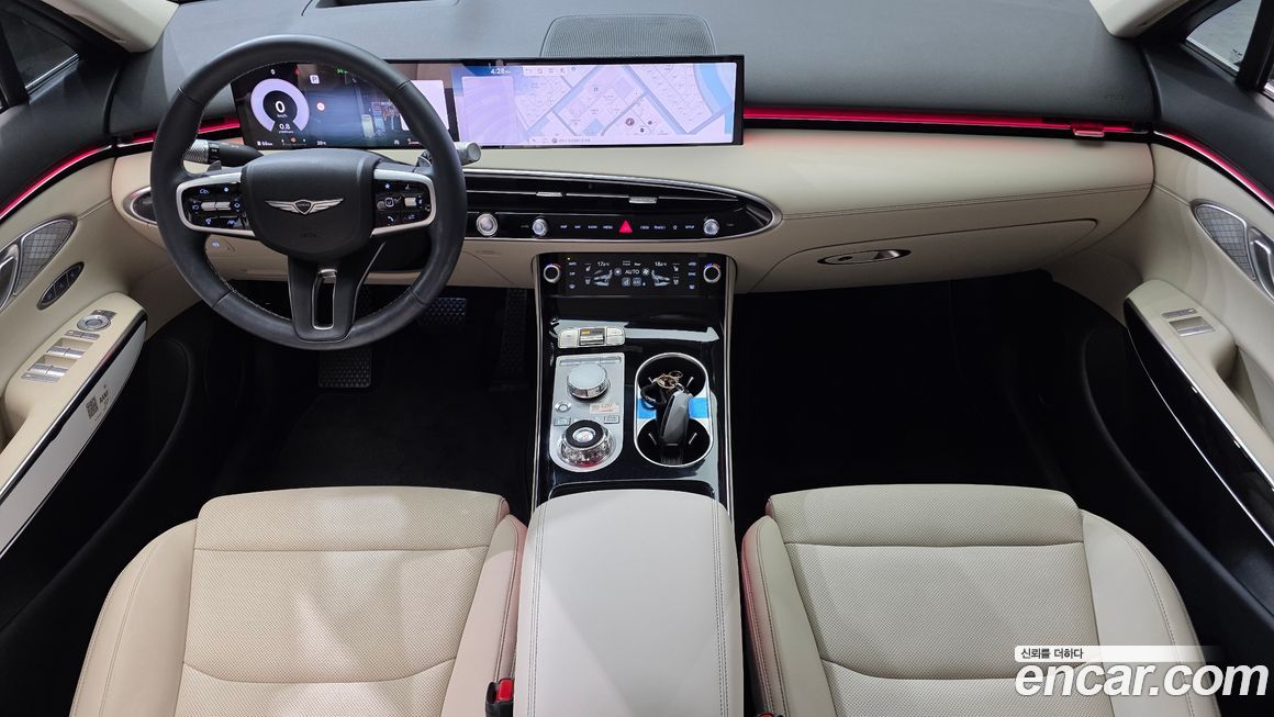 Genesis GV70 2025