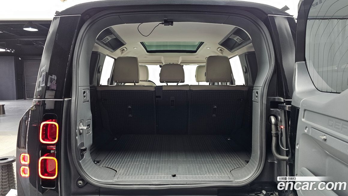 Land Rover Defender 2020