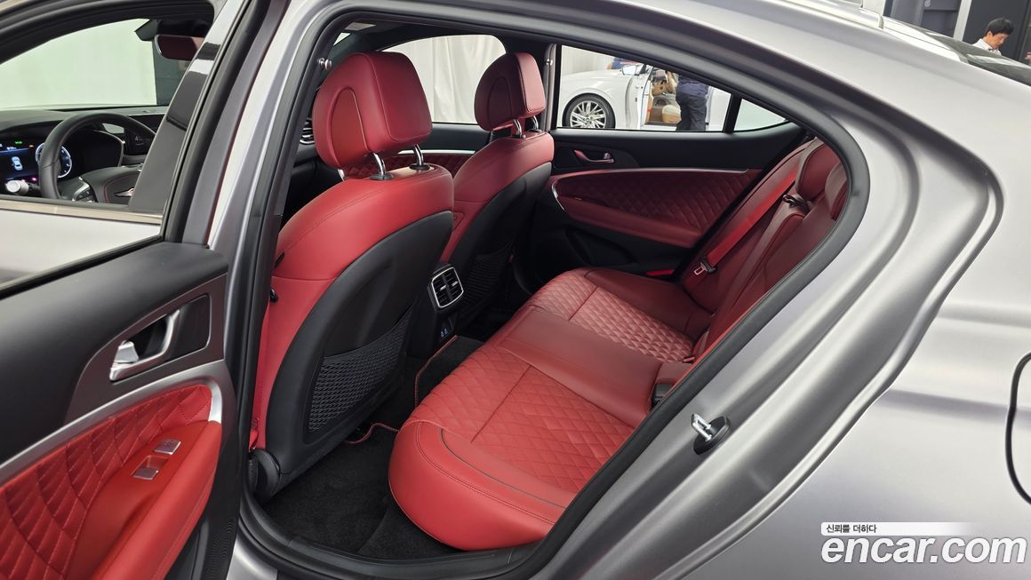 Genesis G70 2025