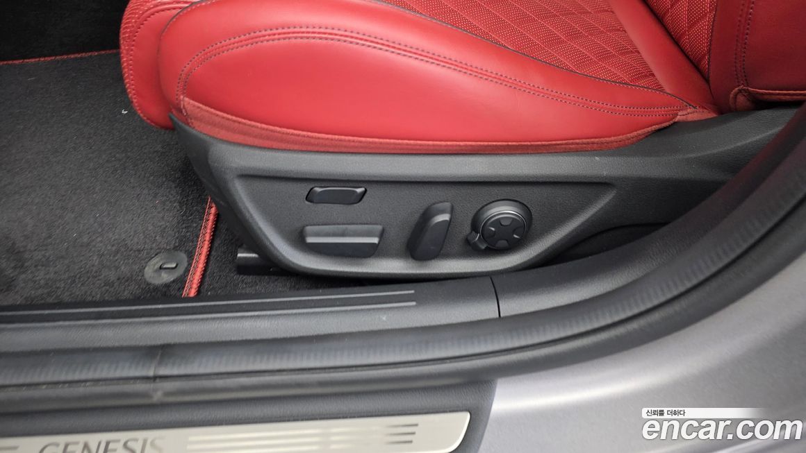 Genesis G70 2025