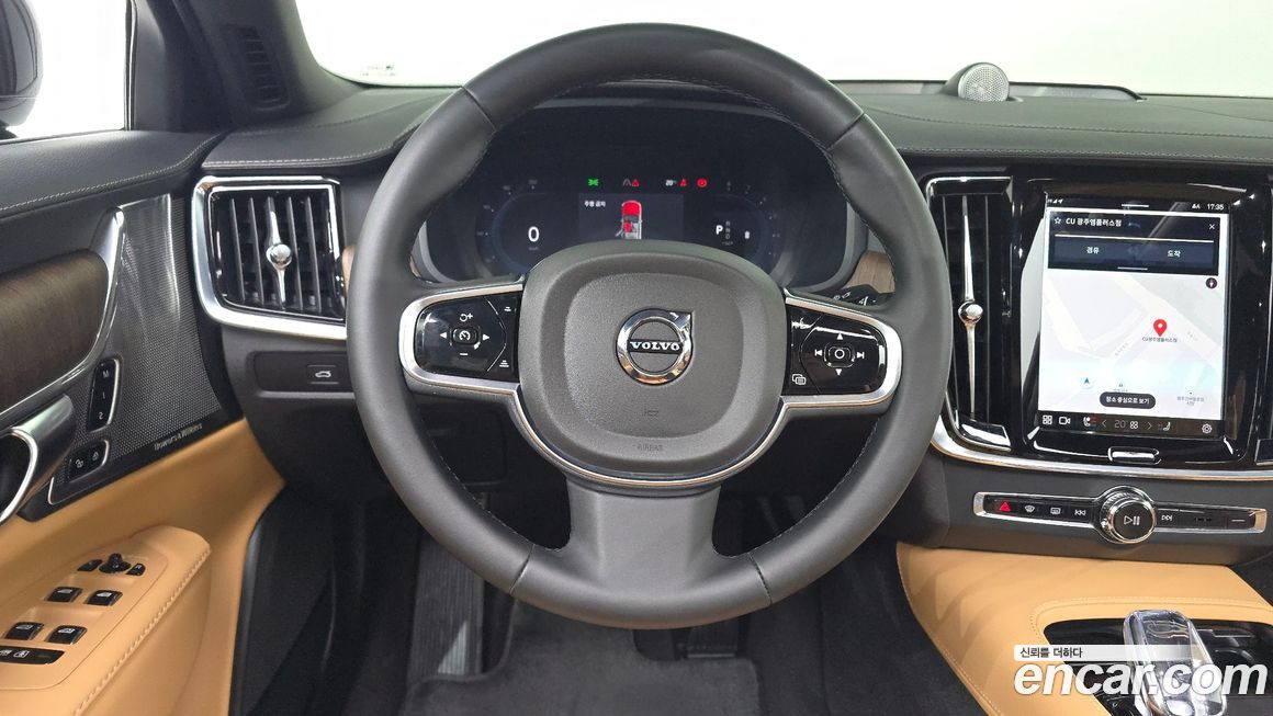 Volvo S90 2025