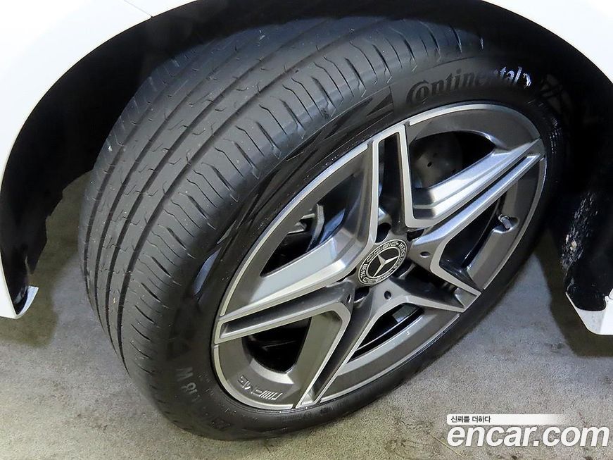 Mercedes-Benz CLA-Class 2025
