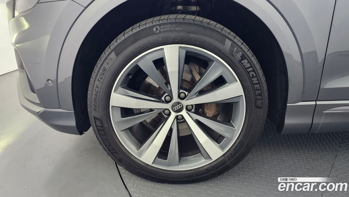 Audi Q8 2022