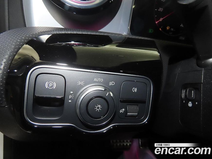 Mercedes-Benz CLA-Class 2025