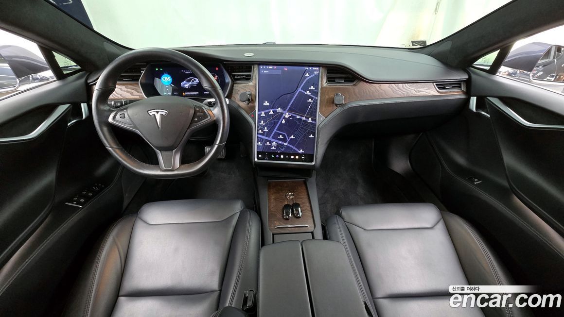 Tesla Model S 2019