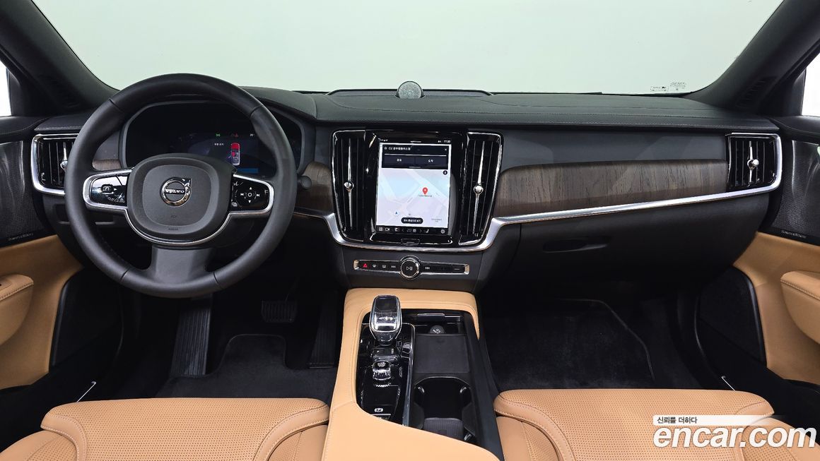 Volvo S90 2025
