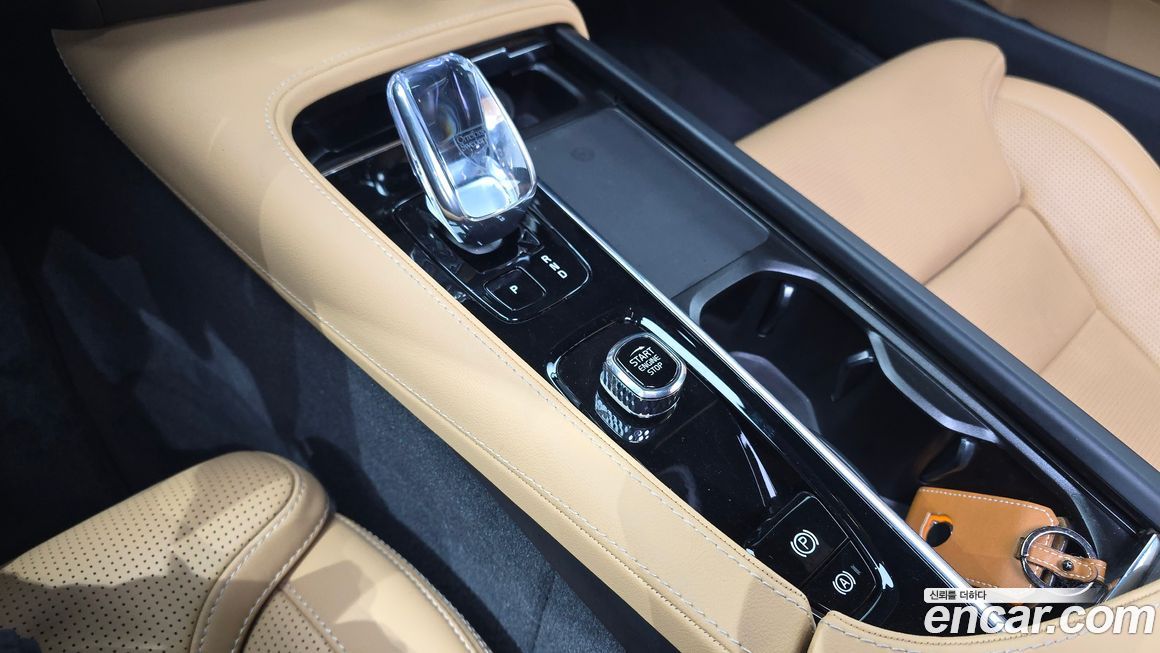 Volvo S90 2025