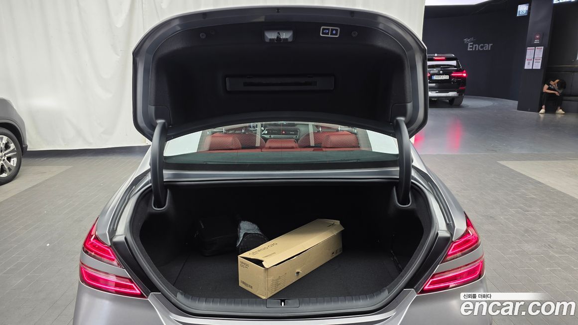 Genesis G70 2025