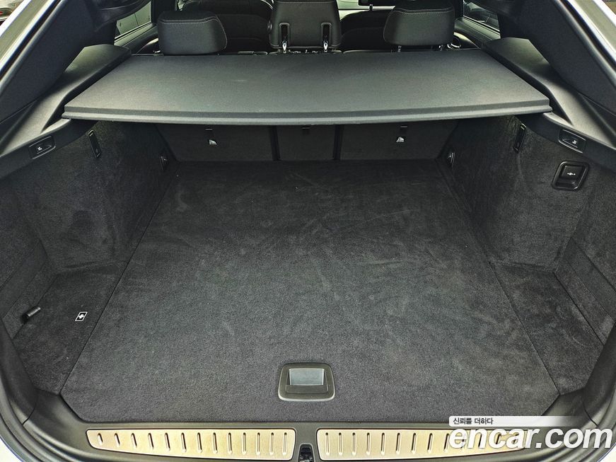 BMW Gran Turismo 2023