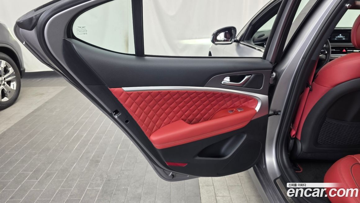Genesis G70 2025