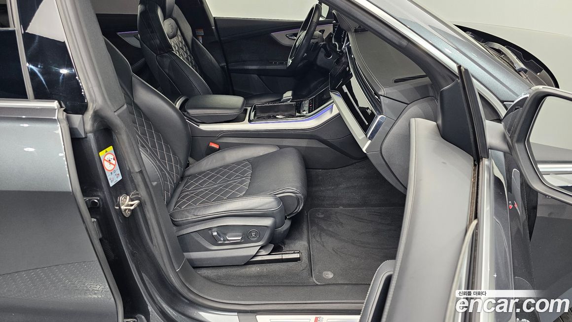 Audi Q8 2022