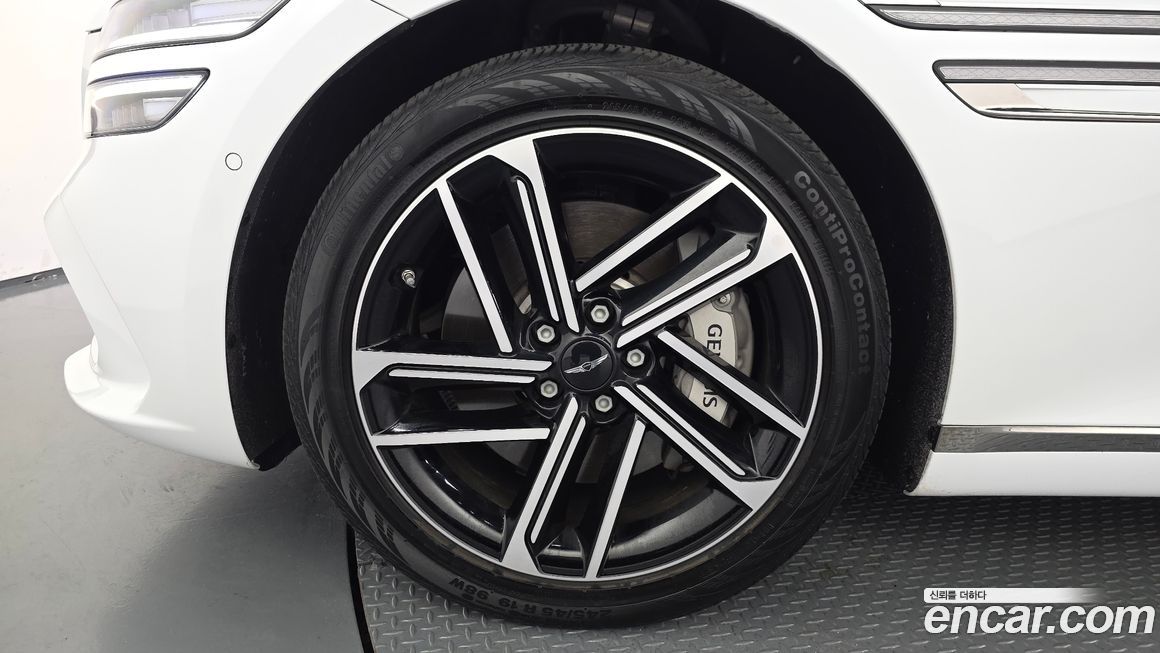 Genesis G80 2025