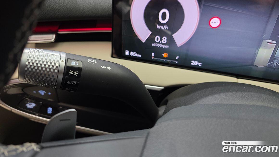 Genesis GV70 2025