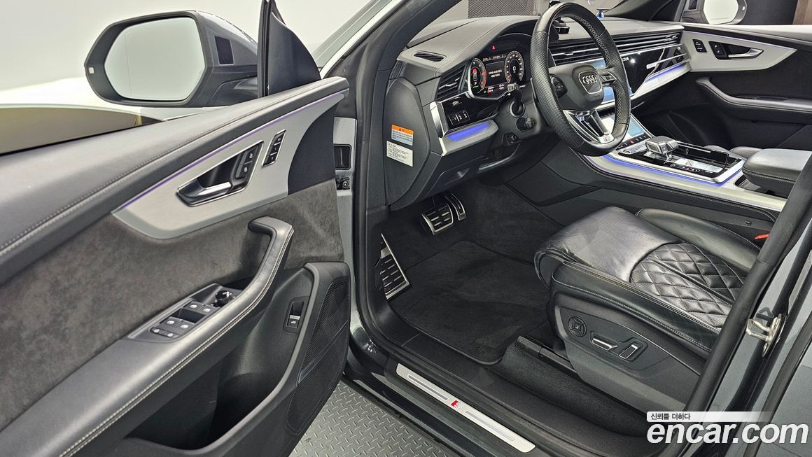 Audi Q8 2022