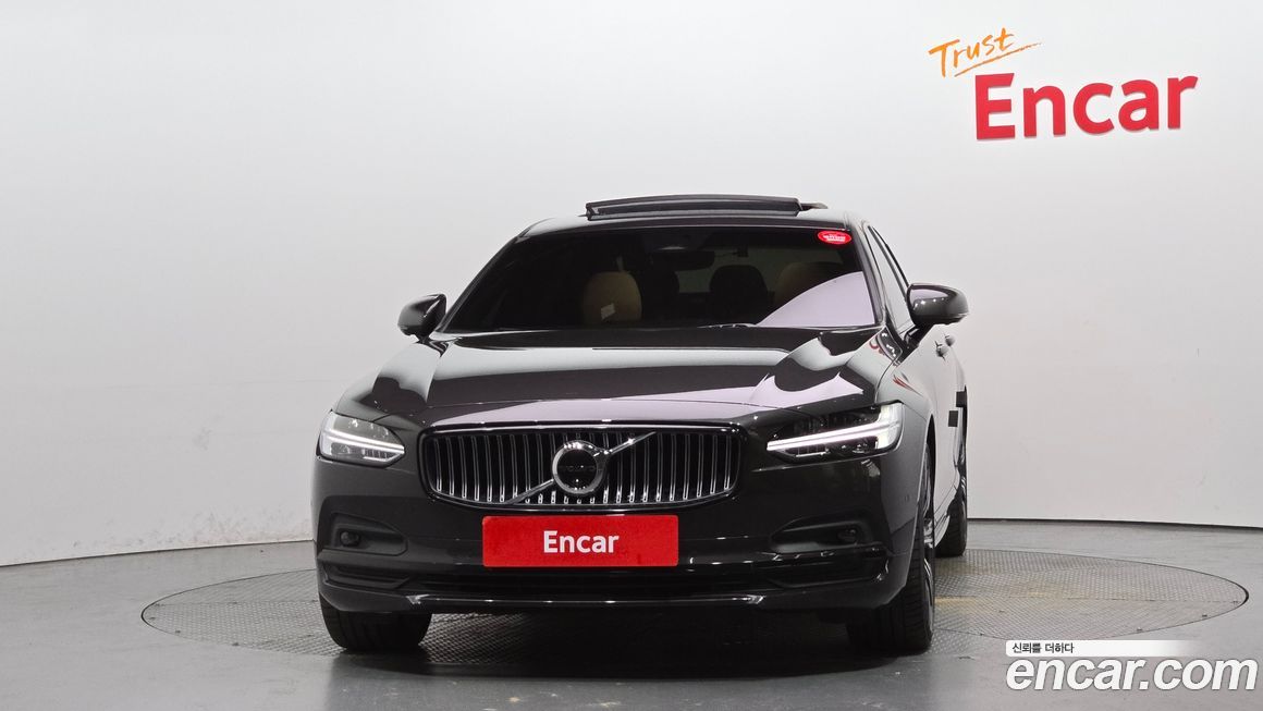 Volvo S90 2025
