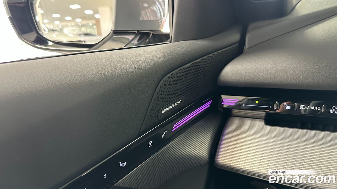 BMW 5-Series 2024
