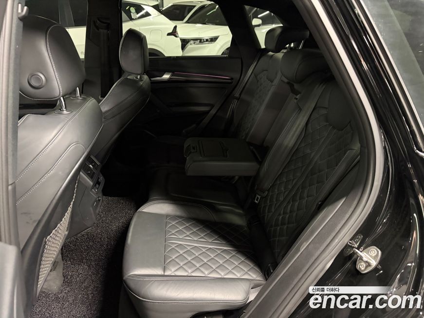Audi SQ5 2022