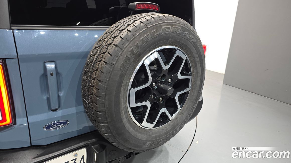 Ford Bronco 2023