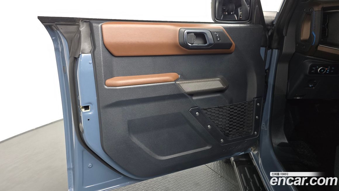 Ford Bronco 2023