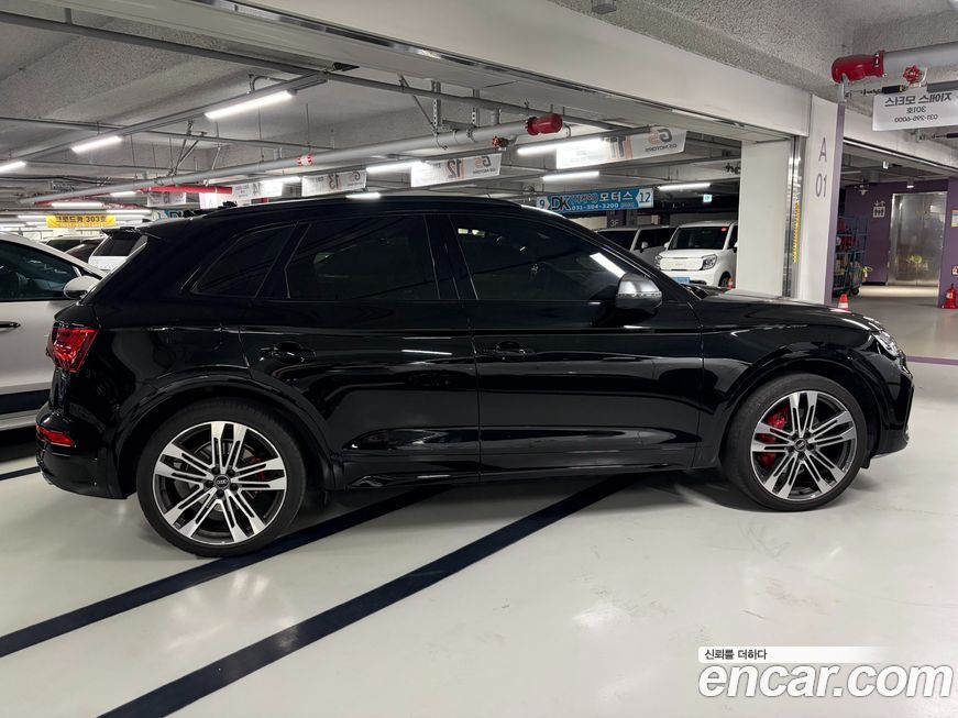 Audi SQ5 2022