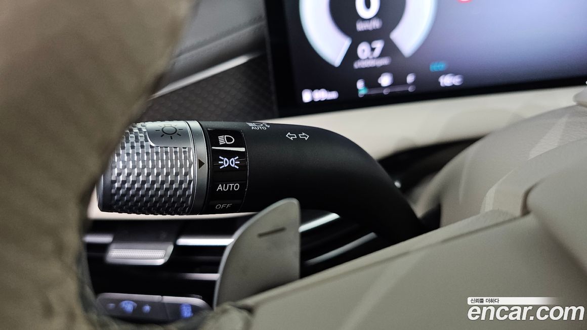 Genesis G80 2025