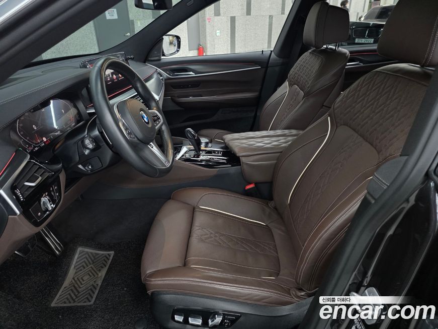 BMW Gran Turismo 2024