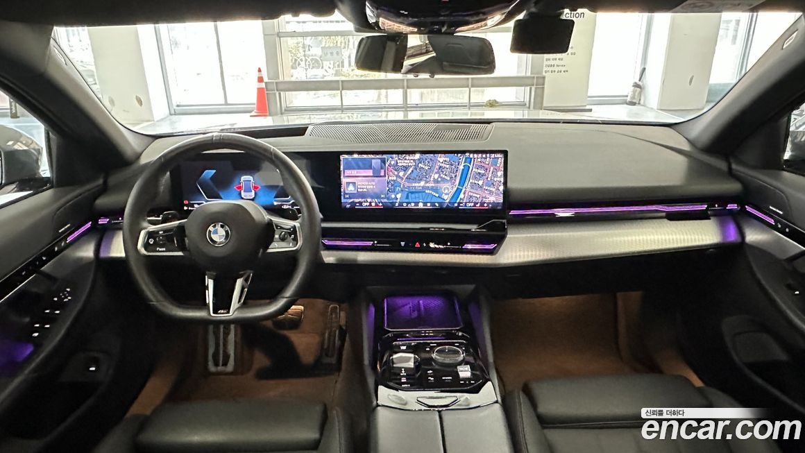 BMW 5-Series 2024