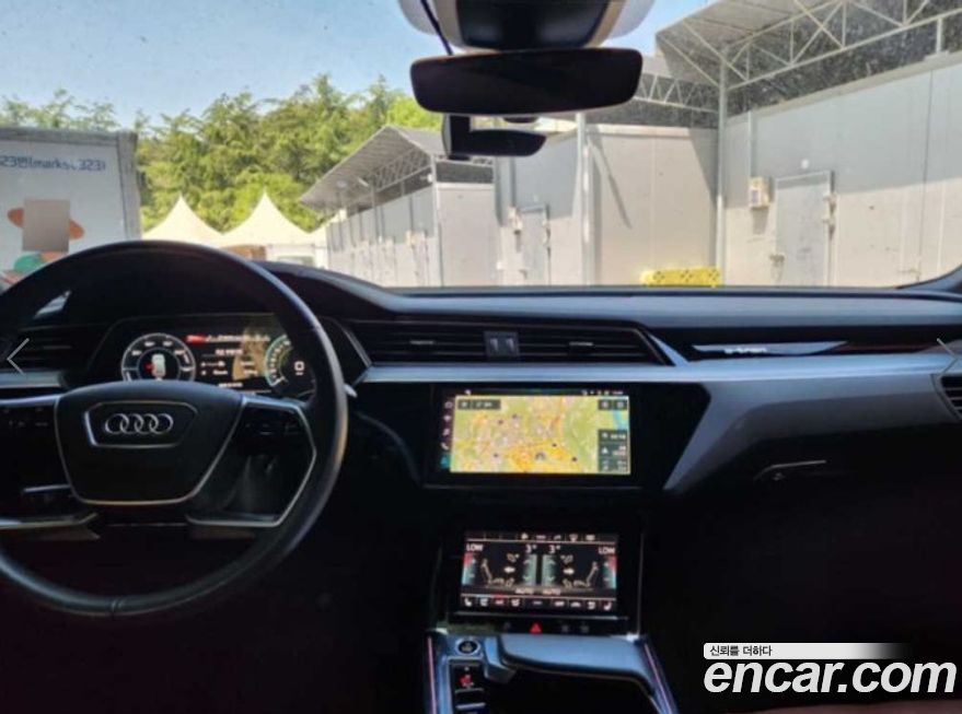 Audi e-tron 2022