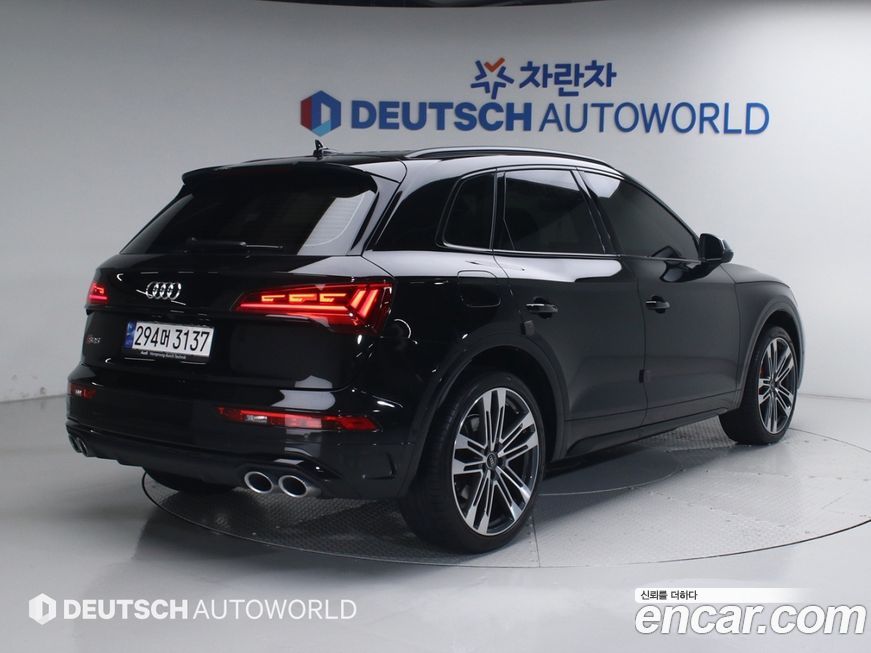 Audi SQ5 2022