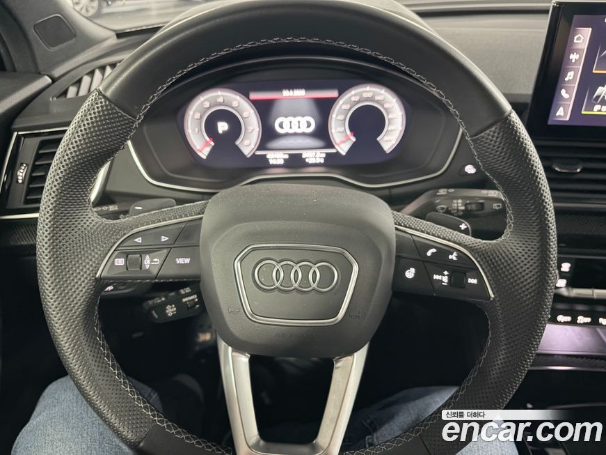 Audi SQ5 2022