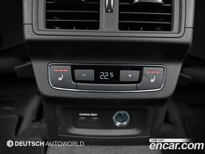 Audi SQ5 2022