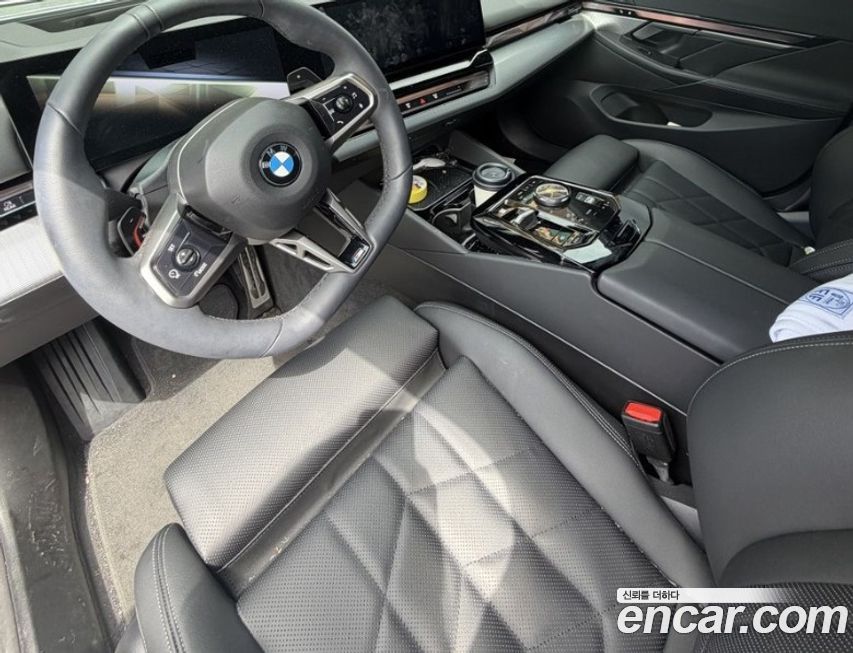 BMW 5-Series 2025