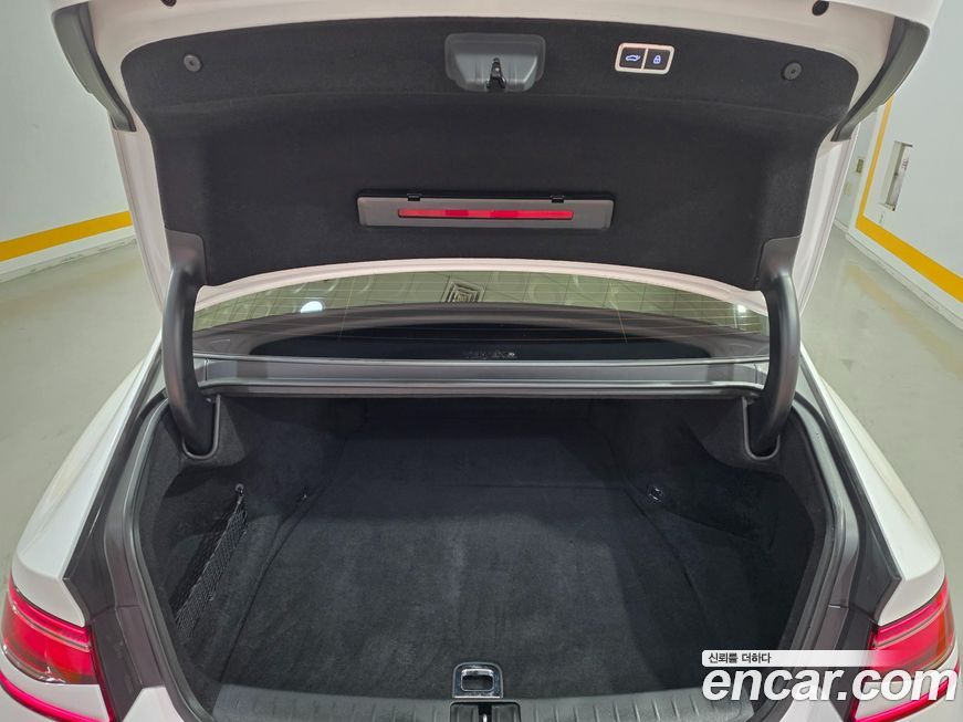 Genesis G90 2023