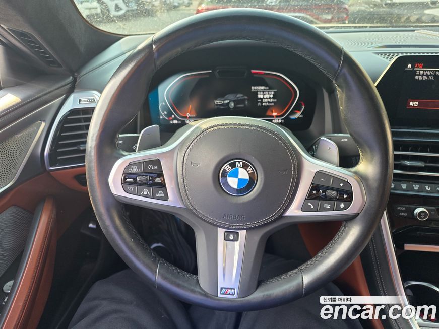 BMW 8-Series 2022