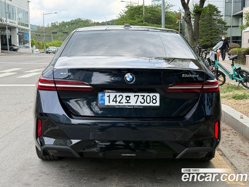 BMW 5-Series 2025
