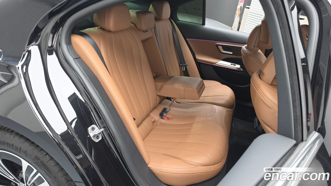 Mercedes-Benz E-Class 2025