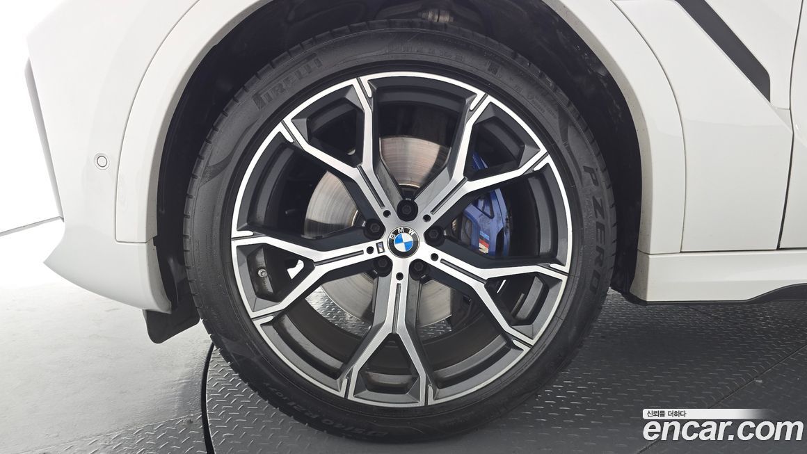BMW X6 2022