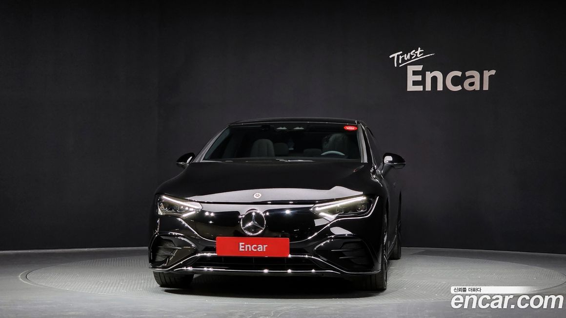 Mercedes-Benz EQE 2024