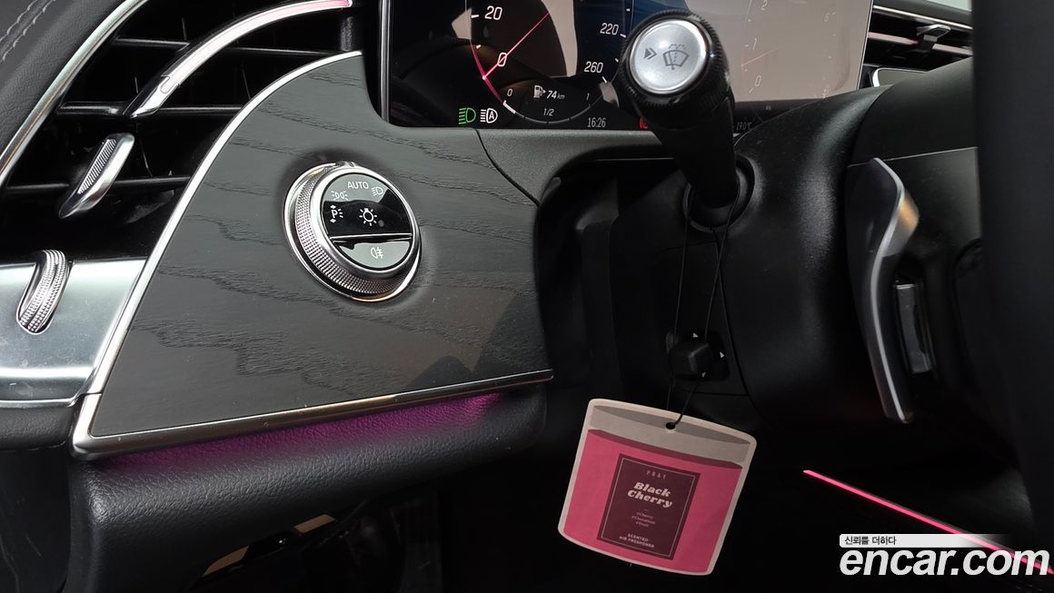 Mercedes-Benz E-Class 2025