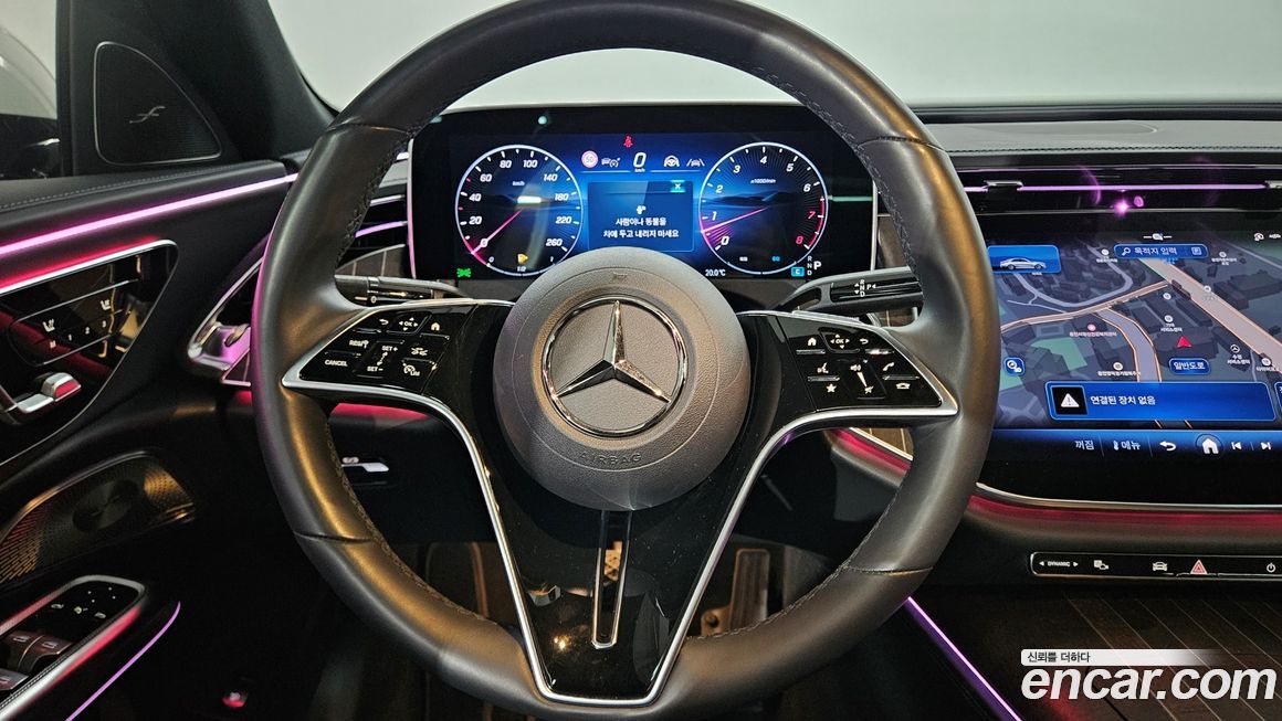 Mercedes-Benz E-Class 2024