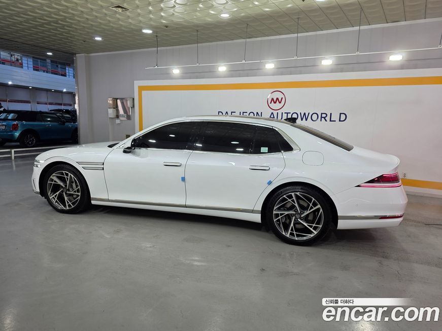 Genesis G90 2023