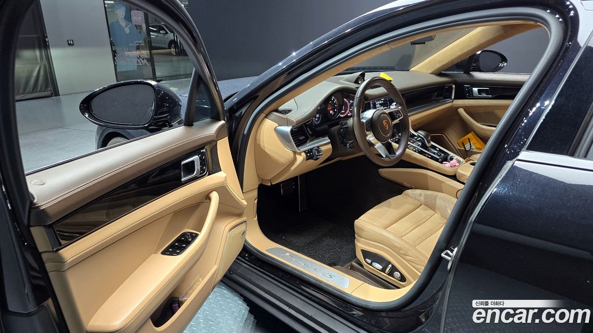 Porsche Panamera 2018